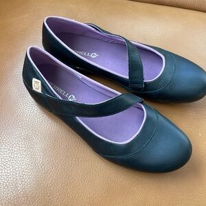 Merrell size 8 black flats with purple detail